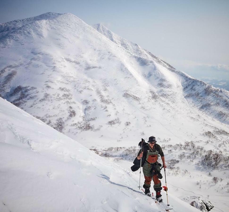 Хостел Karimpani Niseko Fujiyama Екстер'єр фото